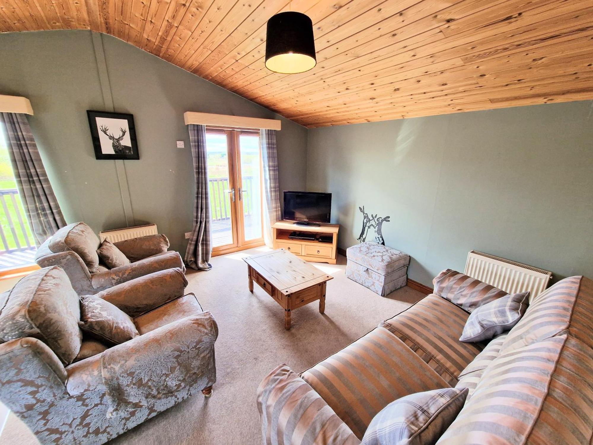 Lomond 2 With Private Hot Tub - Fife - Loch Leven - Lomond Hills Villa Kelty Екстериор снимка