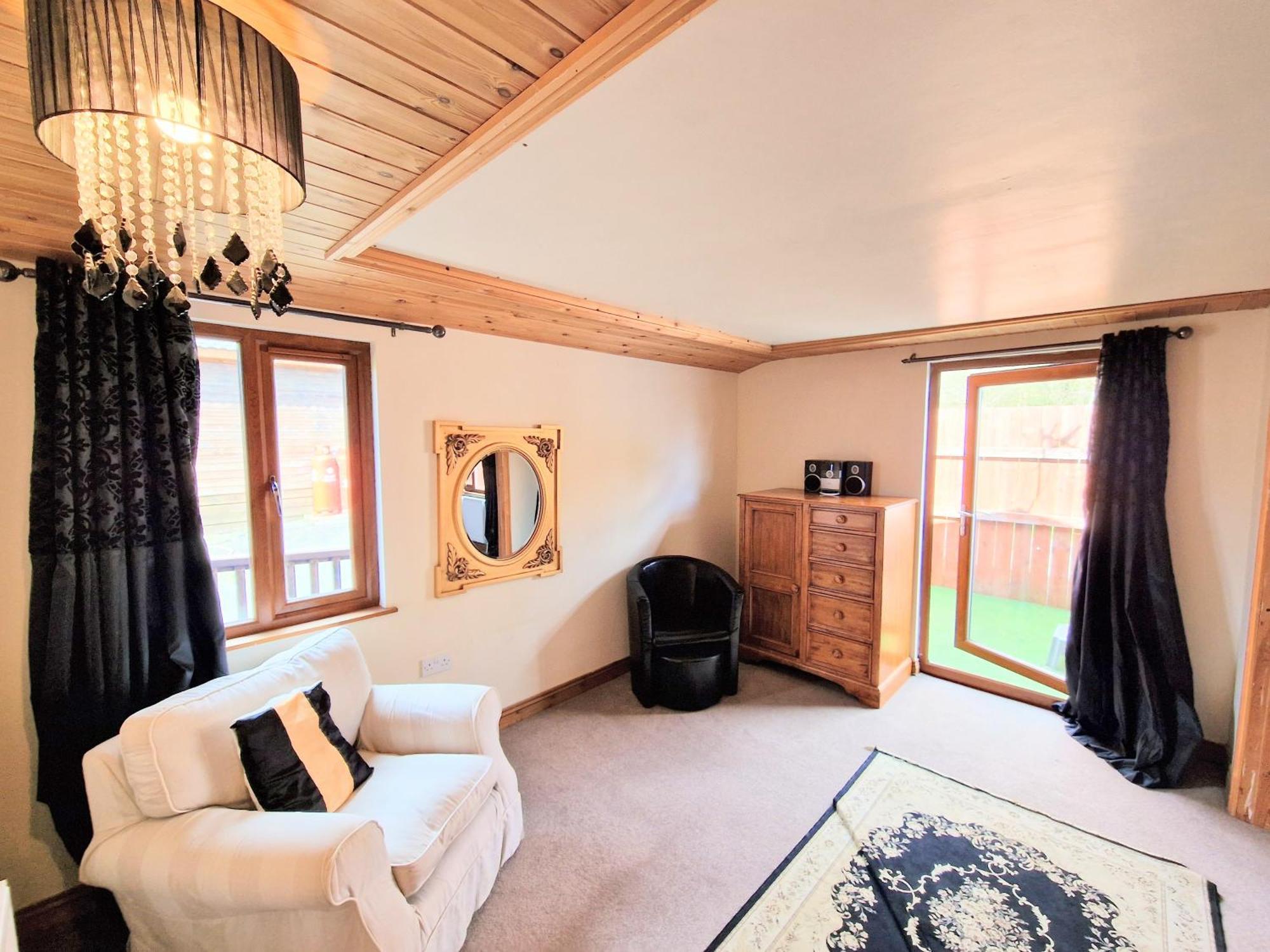 Lomond 2 With Private Hot Tub - Fife - Loch Leven - Lomond Hills Villa Kelty Екстериор снимка