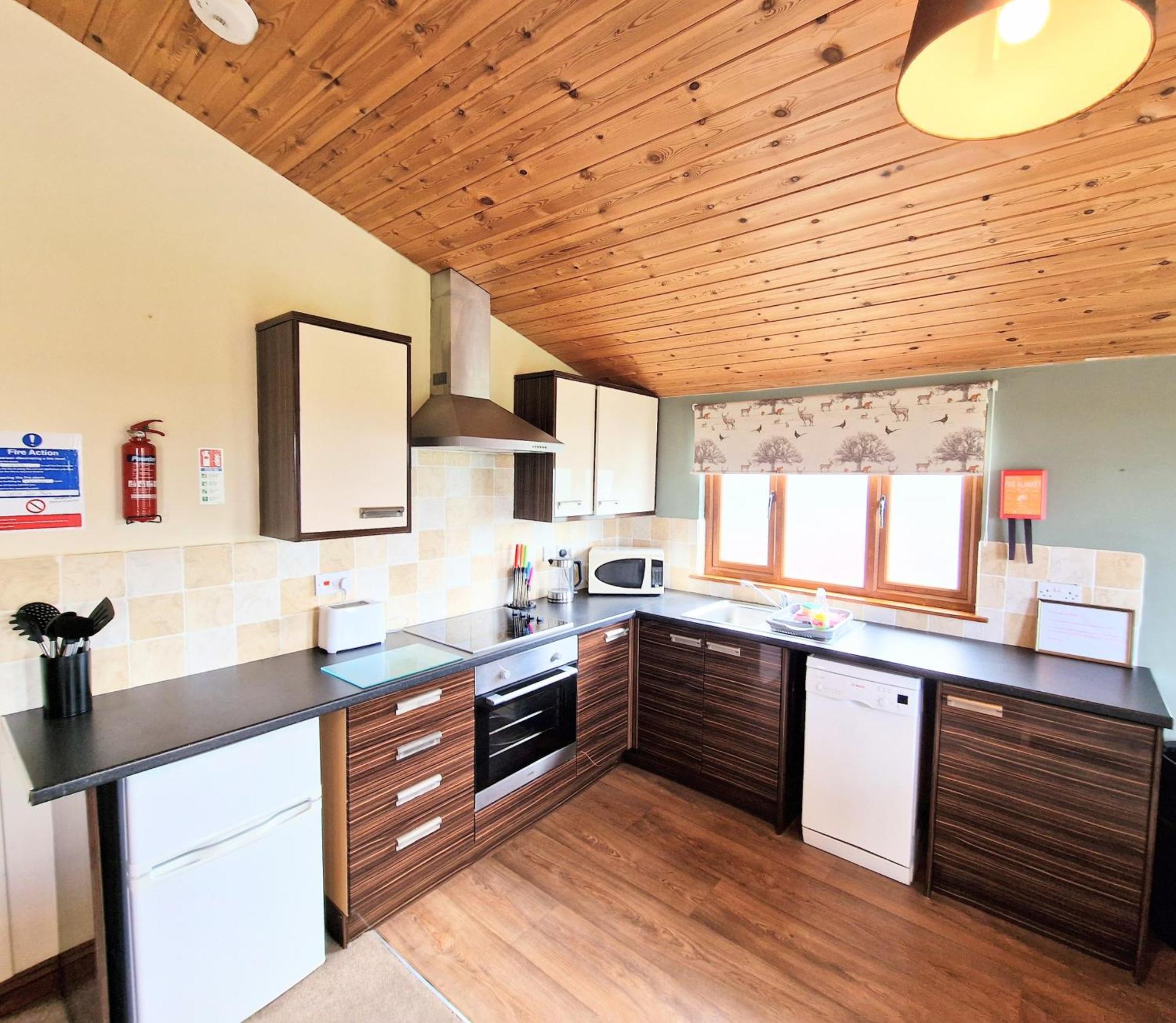 Lomond 2 With Private Hot Tub - Fife - Loch Leven - Lomond Hills Villa Kelty Екстериор снимка