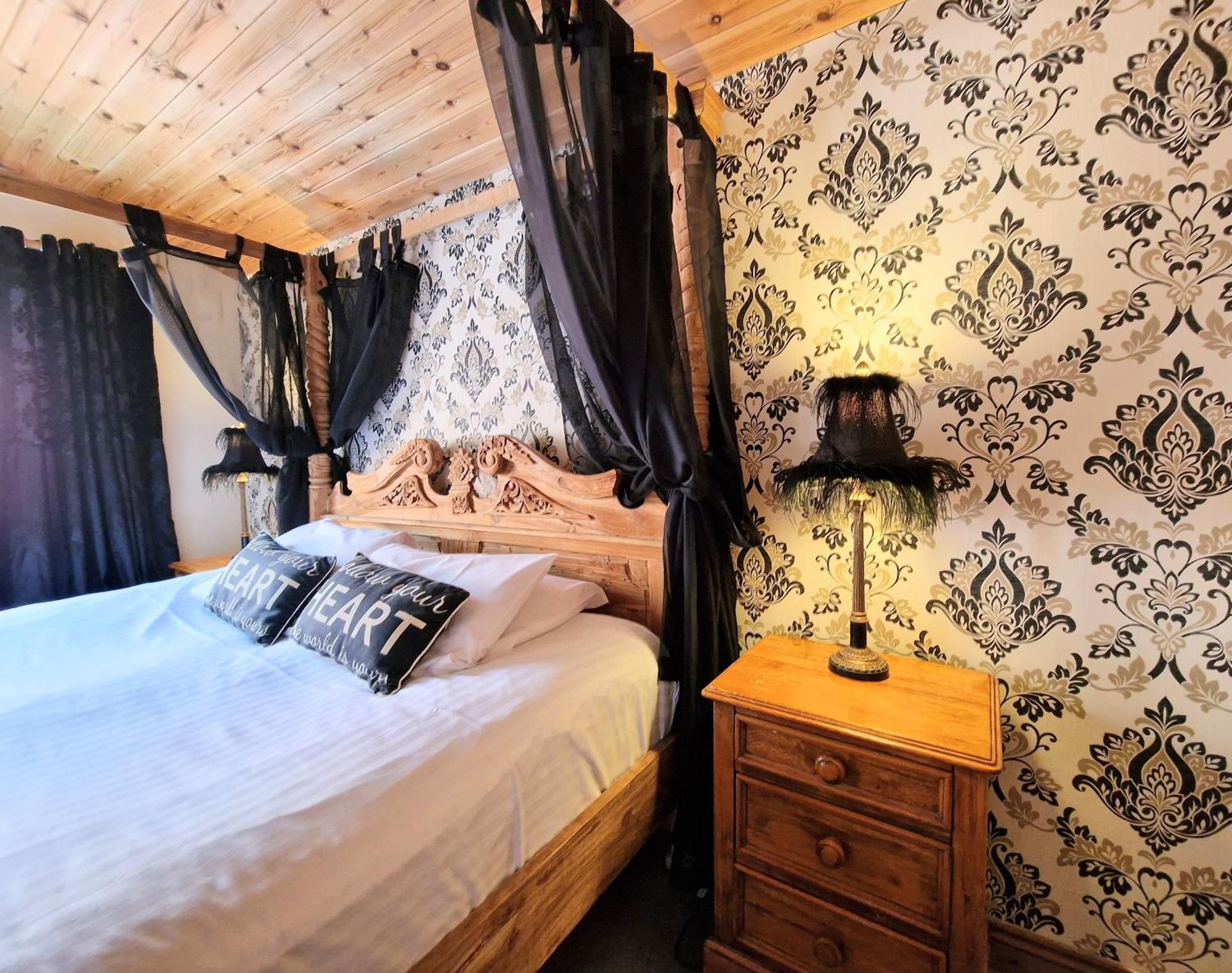 Lomond 2 With Private Hot Tub - Fife - Loch Leven - Lomond Hills Villa Kelty Екстериор снимка